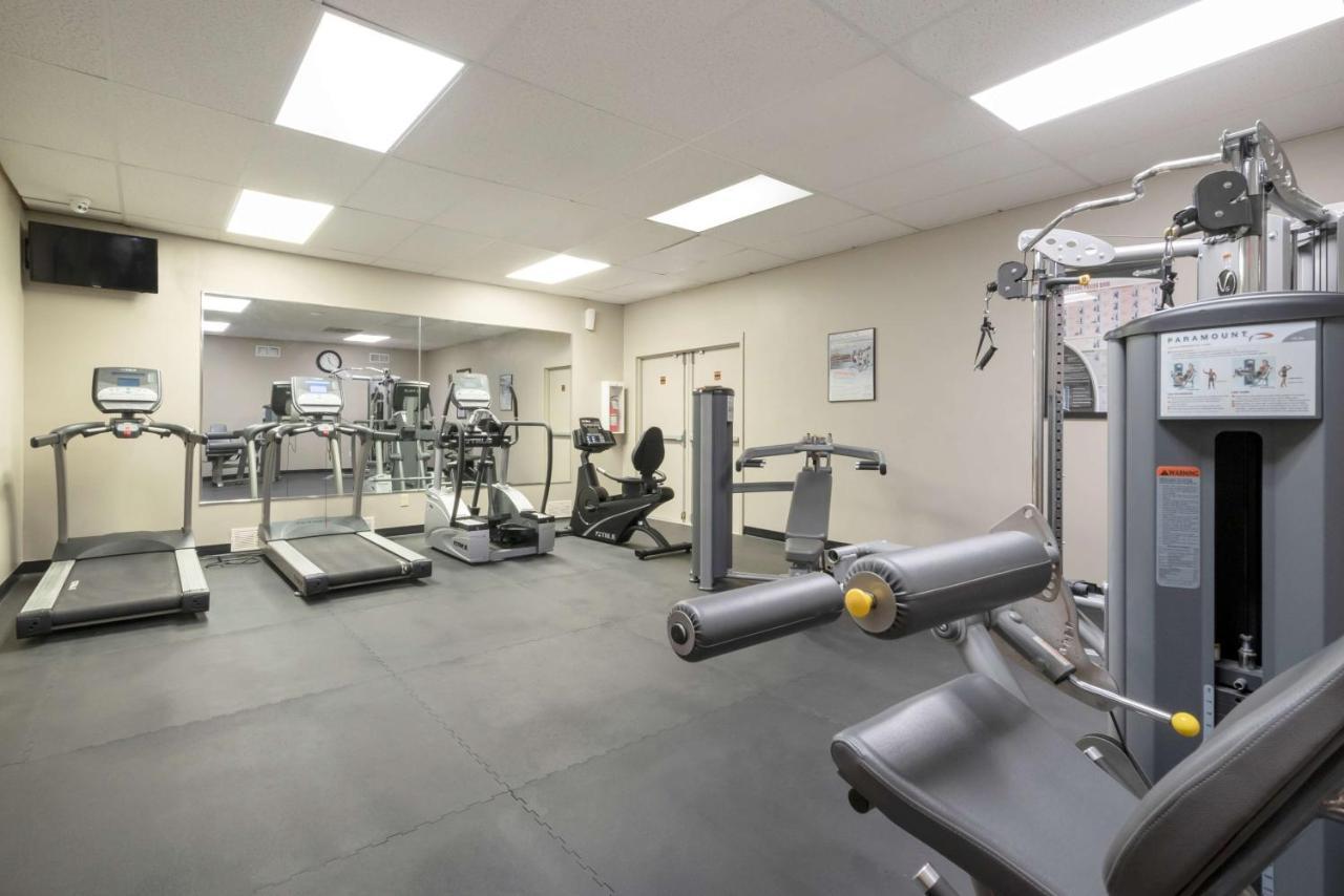 Surestay Plus Hotel By Best Western Mcguire Afb Jackson Cookstown Kültér fotó