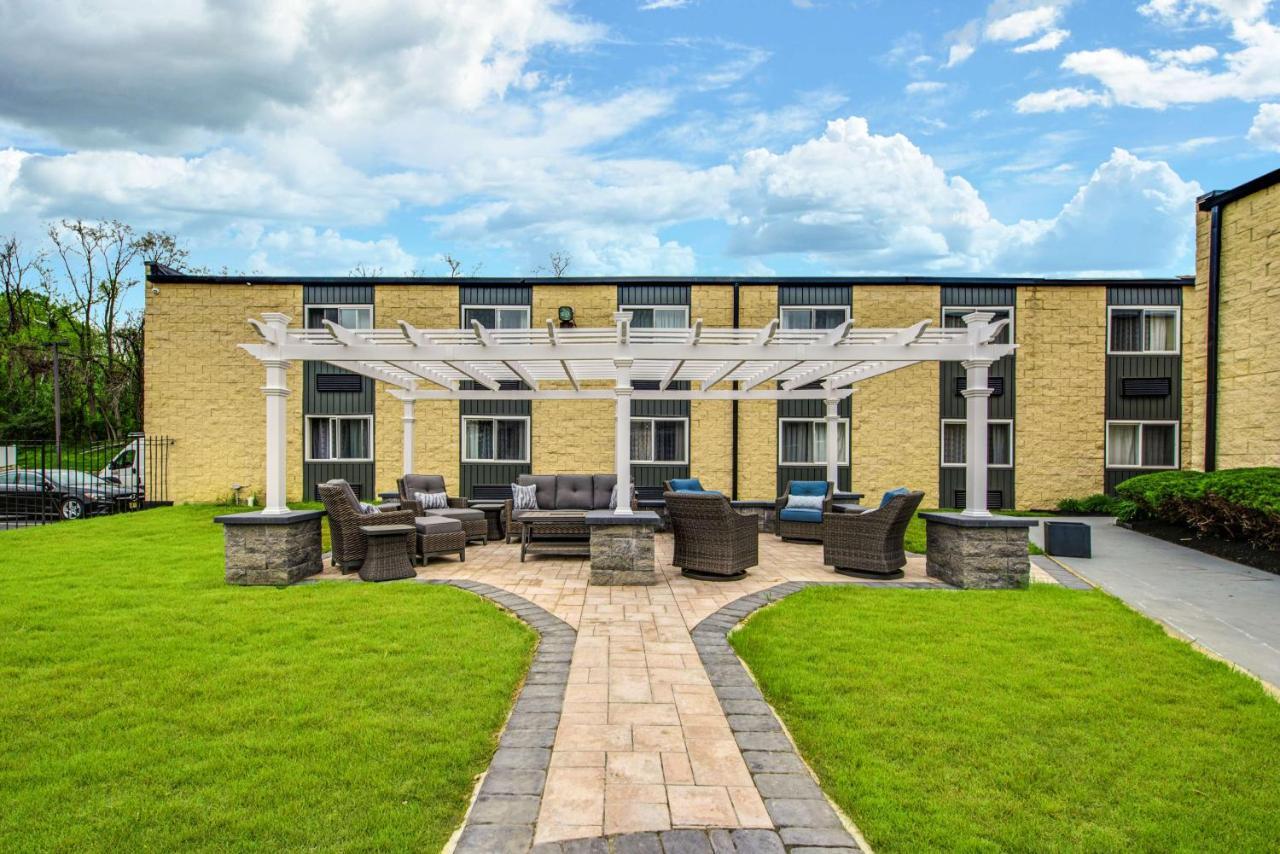 Surestay Plus Hotel By Best Western Mcguire Afb Jackson Cookstown Kültér fotó