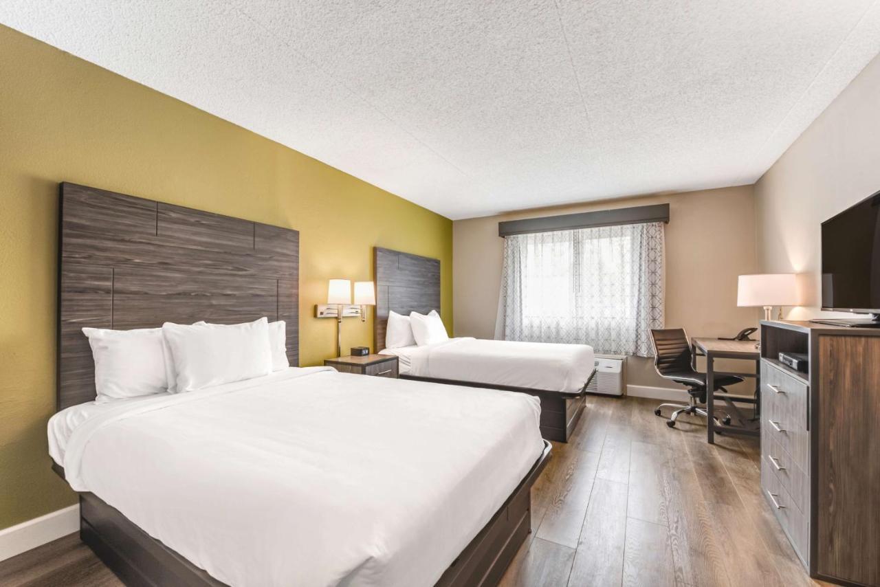 Surestay Plus Hotel By Best Western Mcguire Afb Jackson Cookstown Kültér fotó
